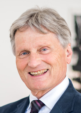 Dr. Christoph Reusch